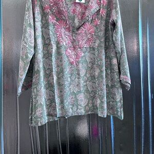 Lightweight silky embroidered tunic
